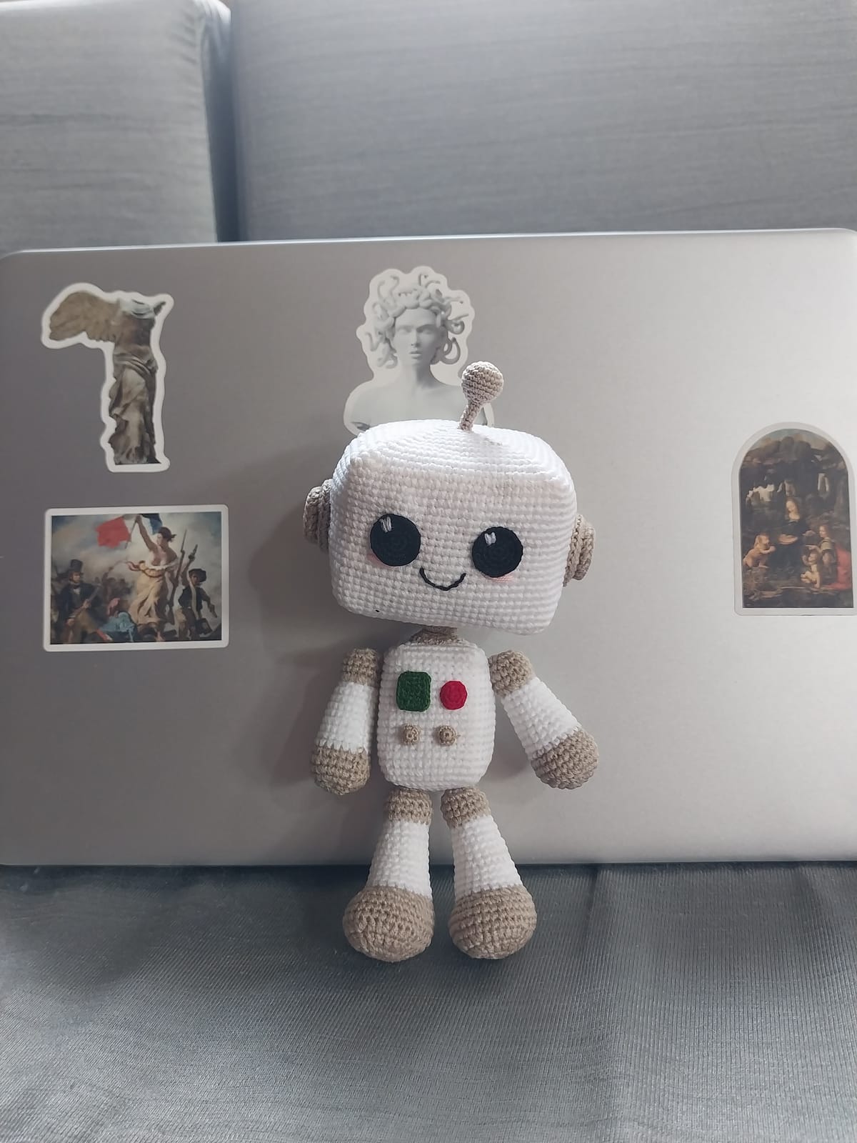 Hal: Ontology of the Quiet Machine